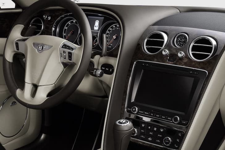 New Bentley Continental Flying Spur photo gallery